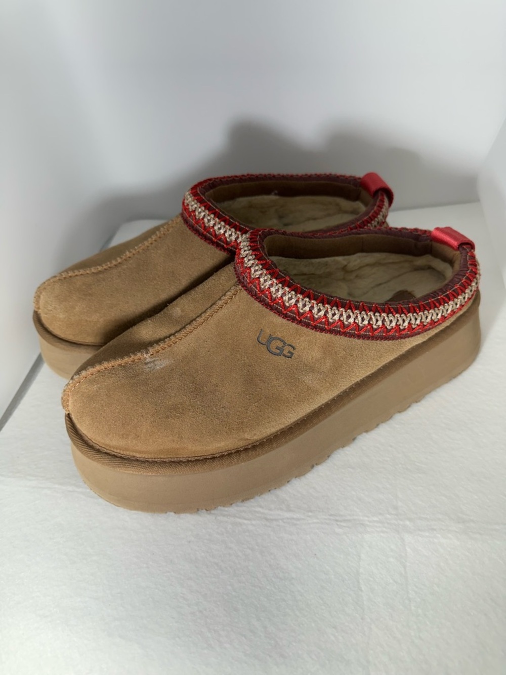 UGG Women's Suede Slip-On Mules in Chestnut with Red Trim Size 7